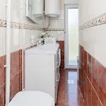 Homey With A View Apartamento